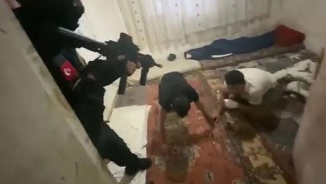 Bursa'da bombalı eylem hazırlığında olan 3 DEAŞ'lı terörist böyle yakalandı