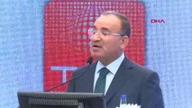 ANKARA Adalet Bakanı Bekir Bozdağ, Türkiye Belediyeler Birliği meclis toplantısında konuştu