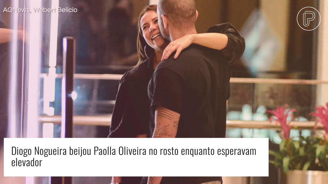 Paolla Oliveira e Diogo Nogueira trocam beijos, carinhos e 'combinam' look em passeio. Fotos!