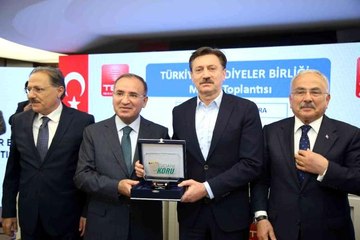 Bahçelievler Belediyesi'nin 'gıdanı koru' projesi ödül aldı