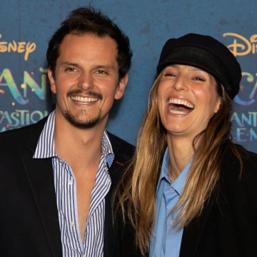 VOICI SOCIAL Laury Thilleman séparée de Juan Arbelaez : l'ex-Miss France officialise sa rupture et en dit plus (1)