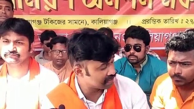 সমস্যা কমছে না কালিয়াগঞ্জের বিজেপি প্রার্থীর