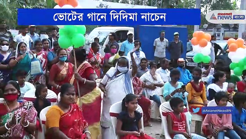 খেলা হবে গানে দিদিমার নাচ, ভিডিও ভাইরাল সোশ্যাল মিডিয়ায়