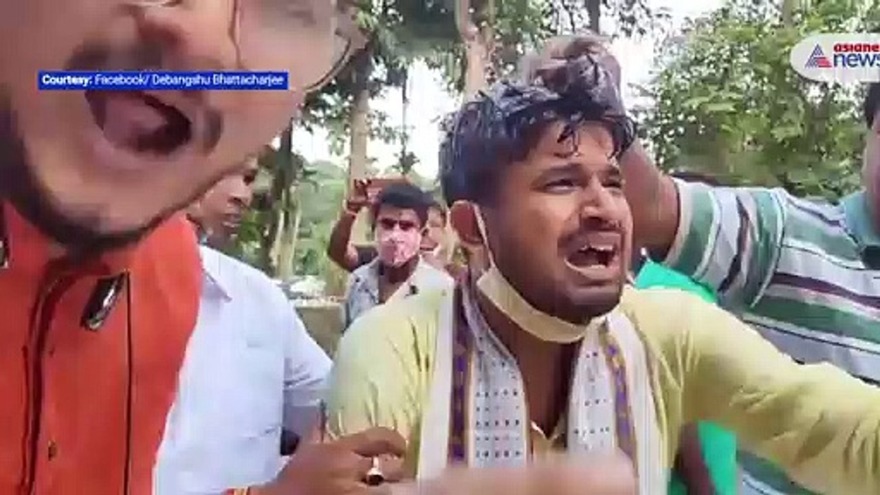 Mobs attack on Debangshu Bhattacharjee's car in...