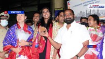 PV Sindhu receives a grand welcome in Hyderbad