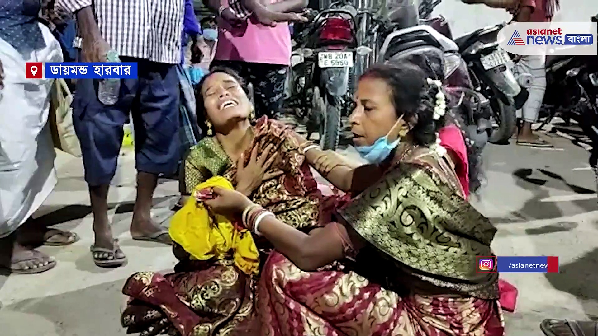 বিয়েবাড়ি যাওয়ার পথে ভয়াবহ দুর্ঘটনা, মৃত ৫