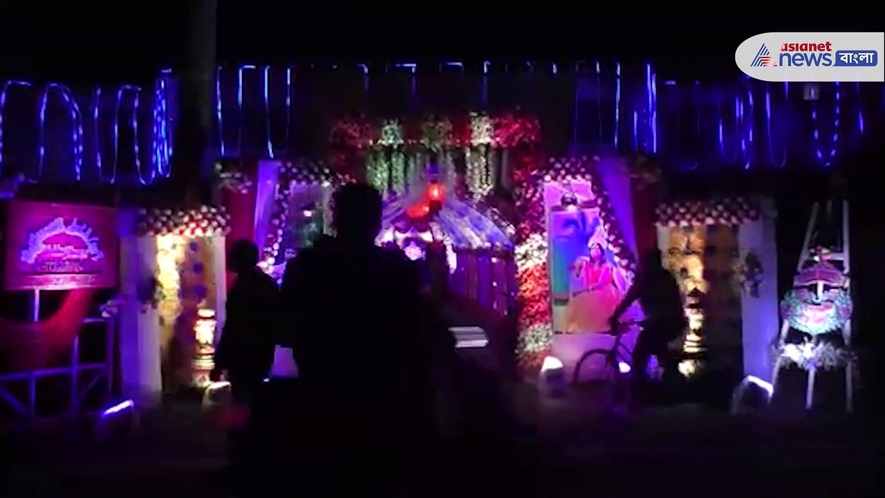 Watch the video of a couple tied the knot holding the hands of female priests