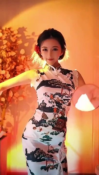 Snaptik_7055848983838805295_like-surprises