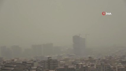 İran'da eğitime hava kirliliği engeli