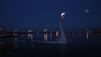 Tütün İskelesi'nde flyboard gösterisi sunuldu
