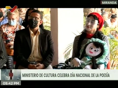 Cultores presentan 500 muñecas de trapo para conmemorar el natalicio del poeta Aquiles Nazoa