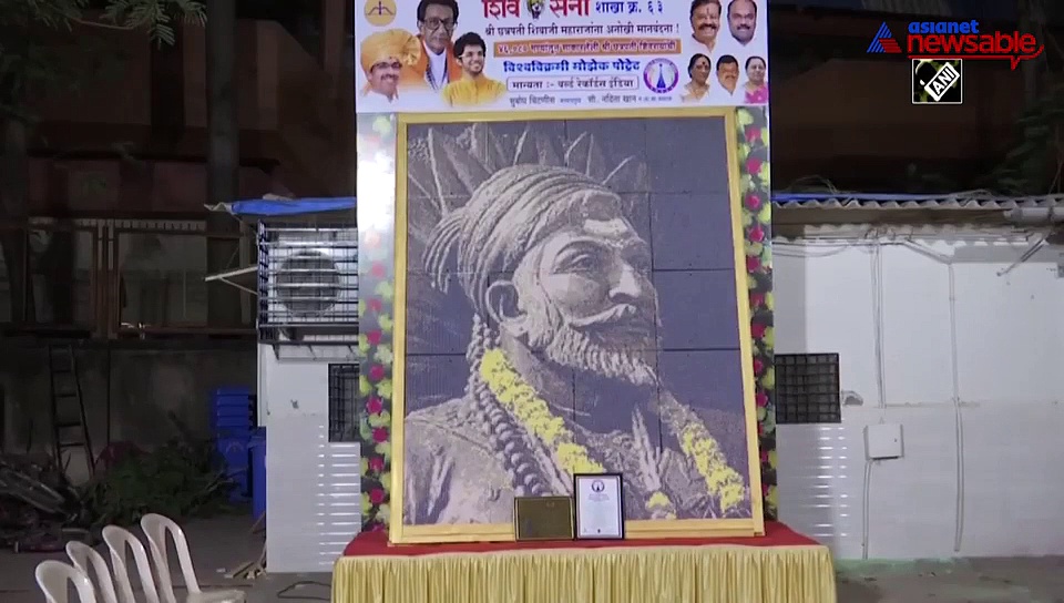 Mumbai-based artist creates mosaic portrait of Shivaji Maharaj using plastic beads