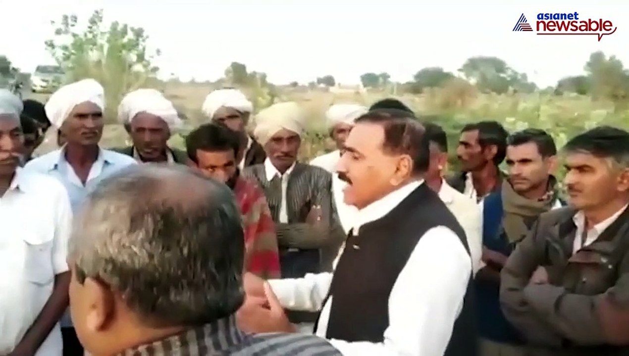 Locusts invasion from Pakistan destroys crops i...
