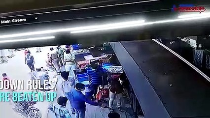 Cops' lathicharge