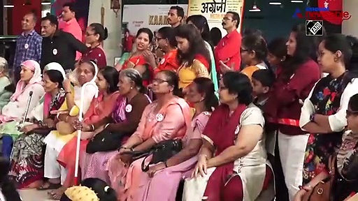 Neetu Chandra, Neha Bhasin celebrate Women’s Day with cancer patients