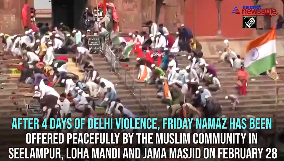 Delhi limps back to normalcy, Friday namaz offered peacefully