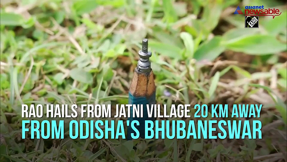 Watch: On Mahashivratri, artist creates 'Shivling' on pencil nib