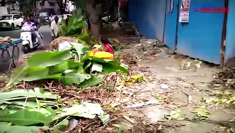 Bengaluru's City Market dwellers complain of garbage menace after festival