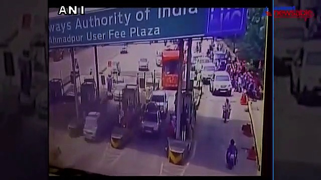 175 convoy cars exempted from toll tax, all in the name of Akhilesh Yadav