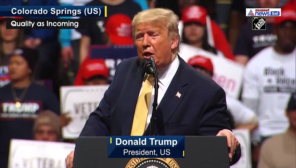 नमस्ते ट्रंप: स्वागत के लिए सज गया गुजरात, जगह जगह लगे हैं बैनर और पोस्टर... देखिए झलकियां