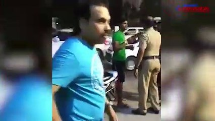 Download Video: Chennai: Police beats 3 youth in the middle of the road for chasing, teasing girls