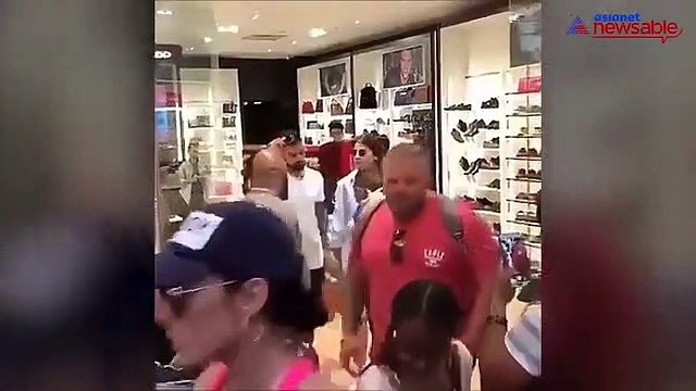 Virat Kohli, Anushka Sharma go shopping in beautiful Cape Town with Shikhar Dhawan and family