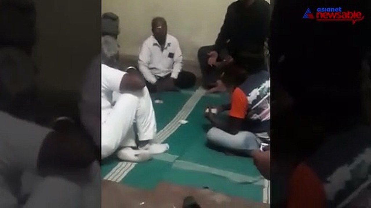 Doctors, nurses prefer playing cards over attending patients at government hospital