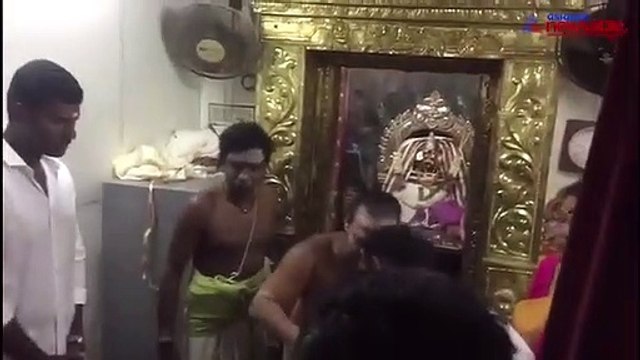 Actor Vishal takes the first step towards RK Nagar Bypoll, offers prayers