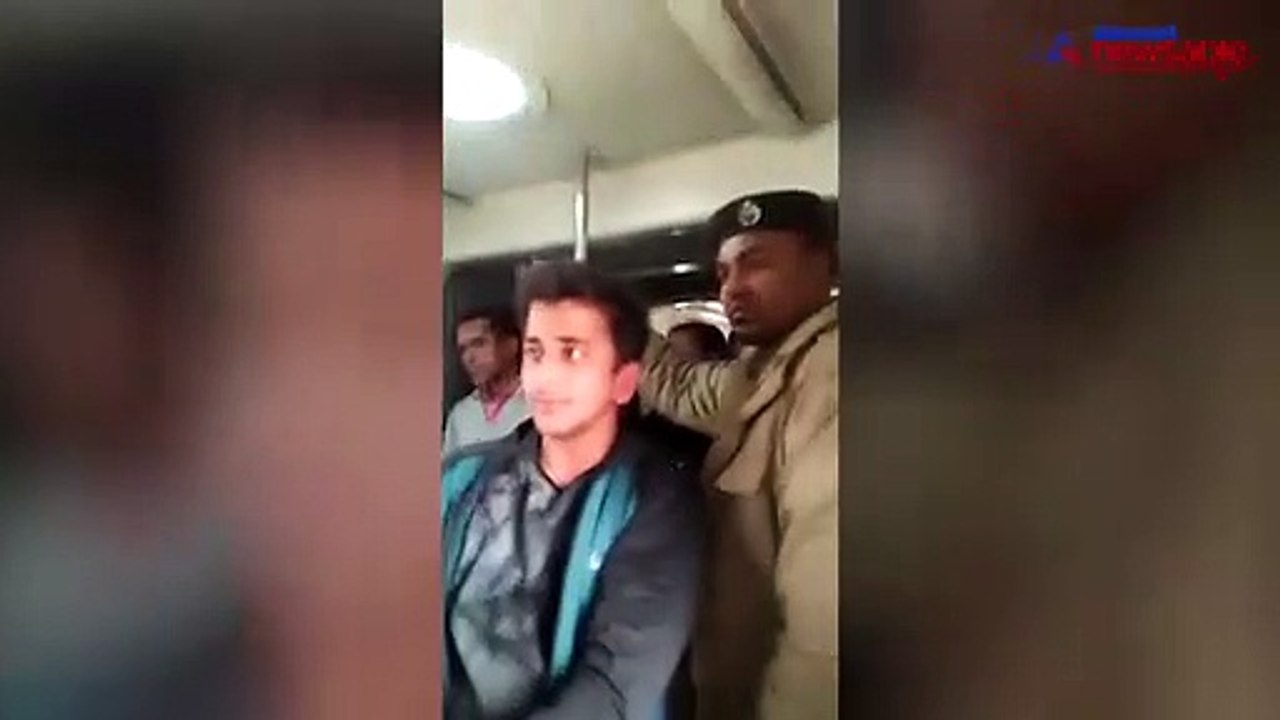 Man abuses Army men in metro. What the jawans did in return will increase your respect for them a lot more