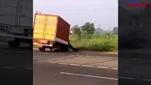 Driverless lorry goes on rampage, miraculously stops on its own