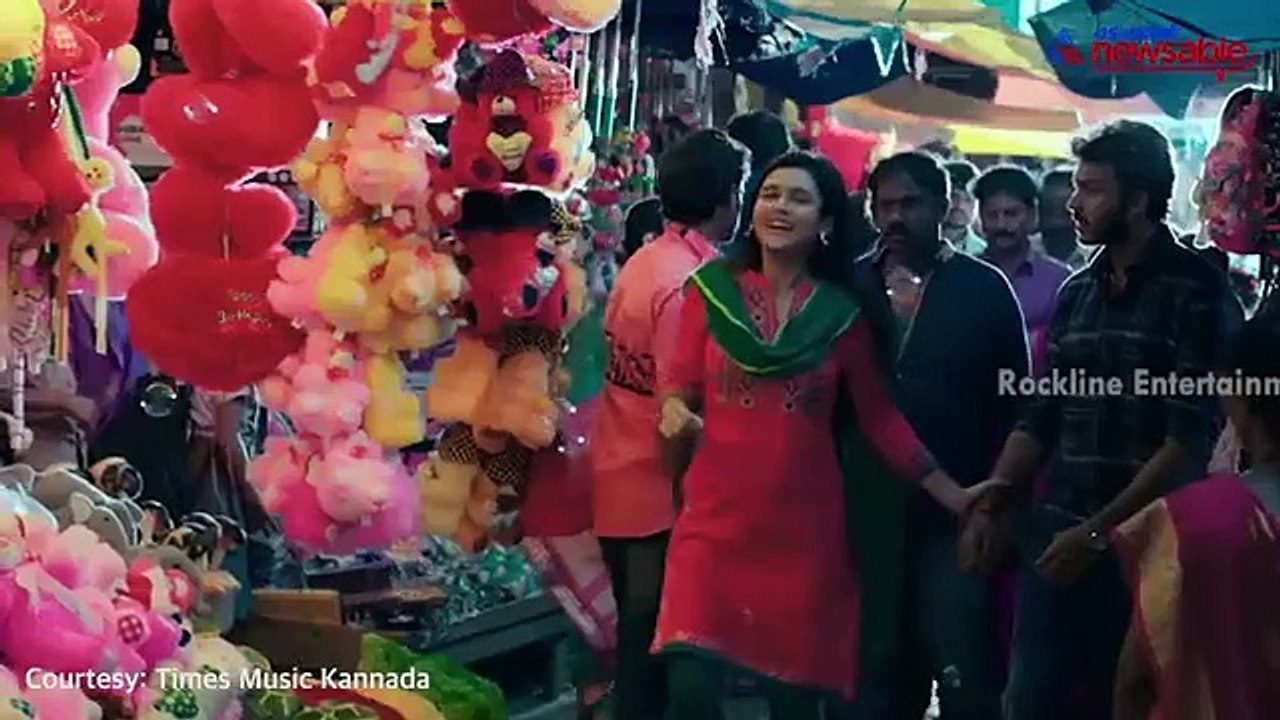 Reel Reviews: Bruhaspati, turns out to be digestible entertainer