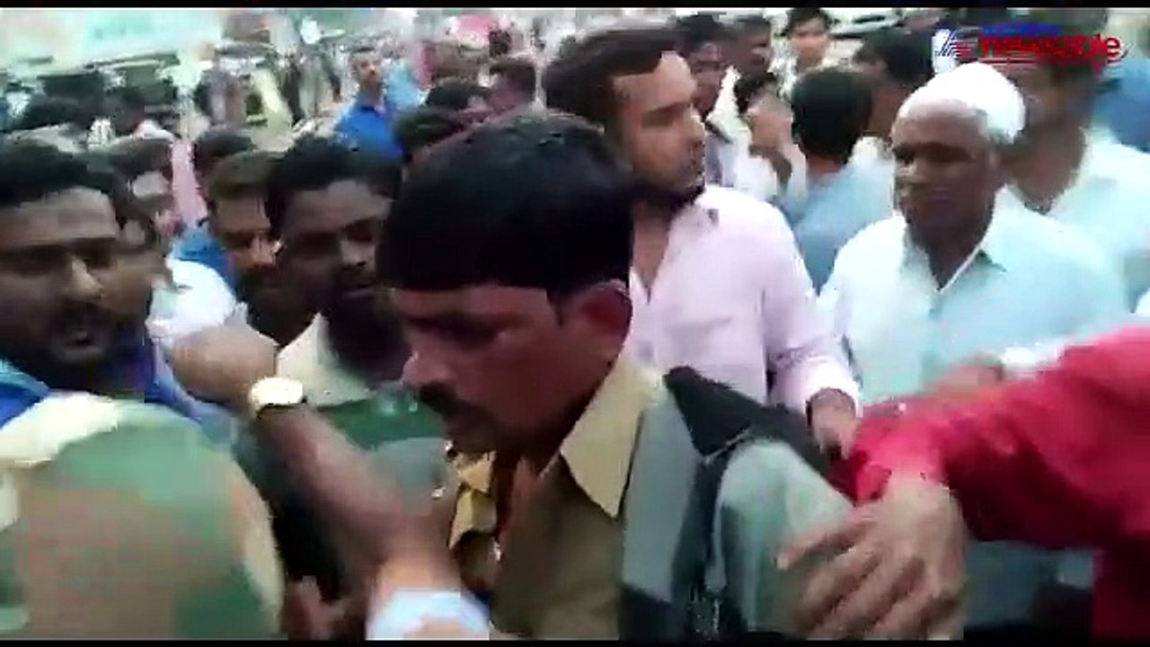 Drunk policeman gets beaten up by locals for alleged misbehaviour