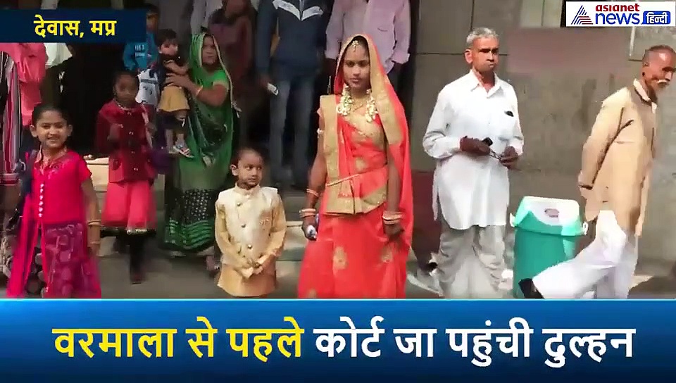 जब पापा की शादी के गवाह बने बच्चे, मम्मी भी नवेली दुल्हन की तरह शरमा रही थीं