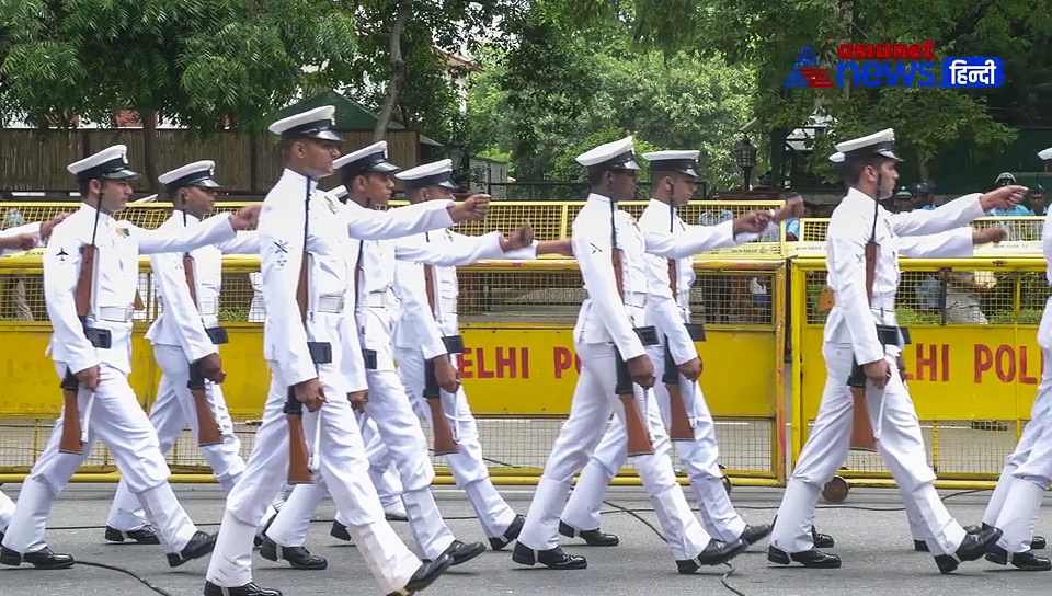 राफेल के बाद कांग्रेस ने उठाया पनडुब्बी का मुद्दा, प्रधानमंत्री पर लगाए गंभीर आरोप