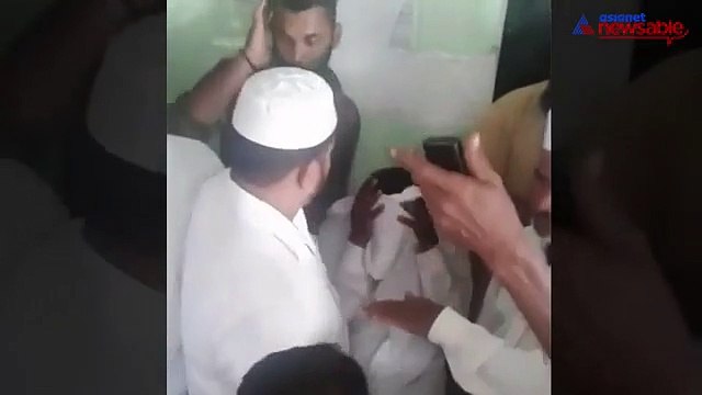 Maulvi caught red-handed while doing shameful activities with married women