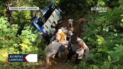 Bus Terjun ke Jurang, Satu Orang Meninggal