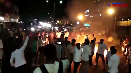 Karnataka Elections 2018: Outrage in Tiptur, Shadakshari supporters erupt after the release of Congress list