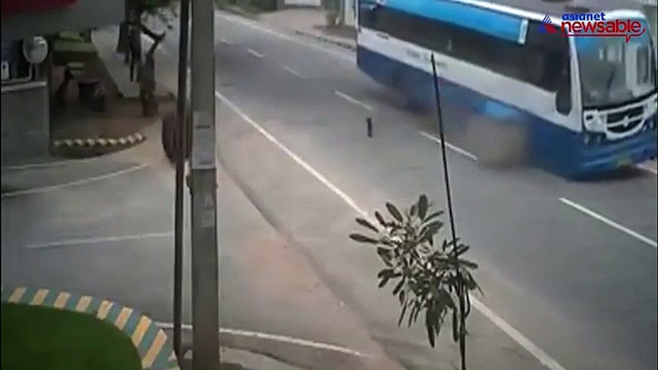 BMTC bus loses tire mid-journey in Bengaluru