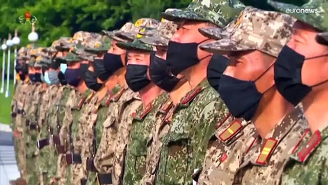 شاهد: بعد أوامر الزعيم ..جيش كوريا الشمالية ينتشر لمكافحة كورونا ومنظمة الصحة تحذر من سلالة جديدة