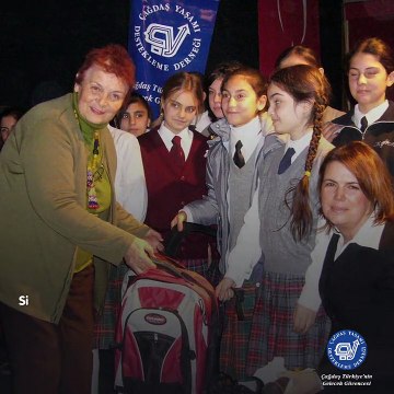 ÇYDD, ölümünün 13. yıl dönümünde Türkan Saylan'ı anıyor