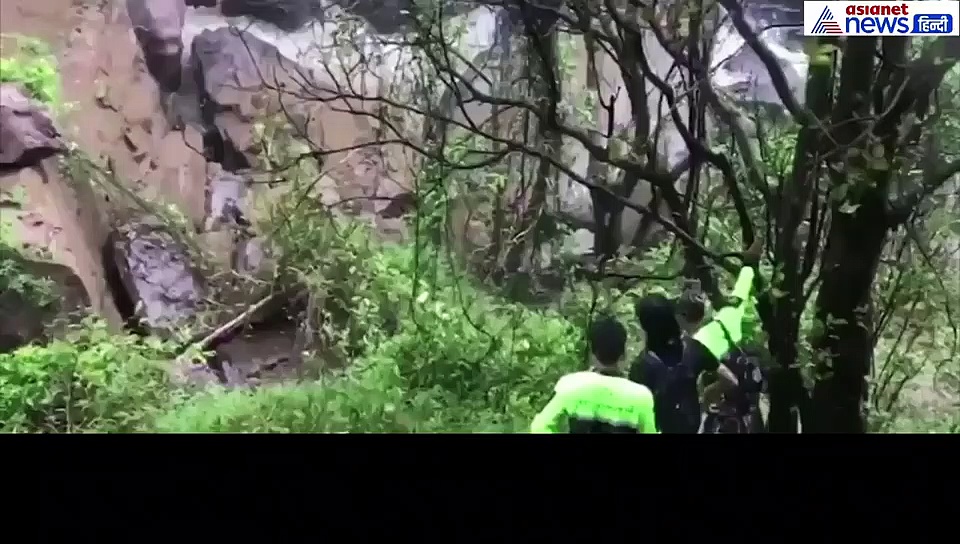 एक साथ खत्म हो गया पूरा परिवार, मर चुके बच्चों को बेबस देखती रही मां