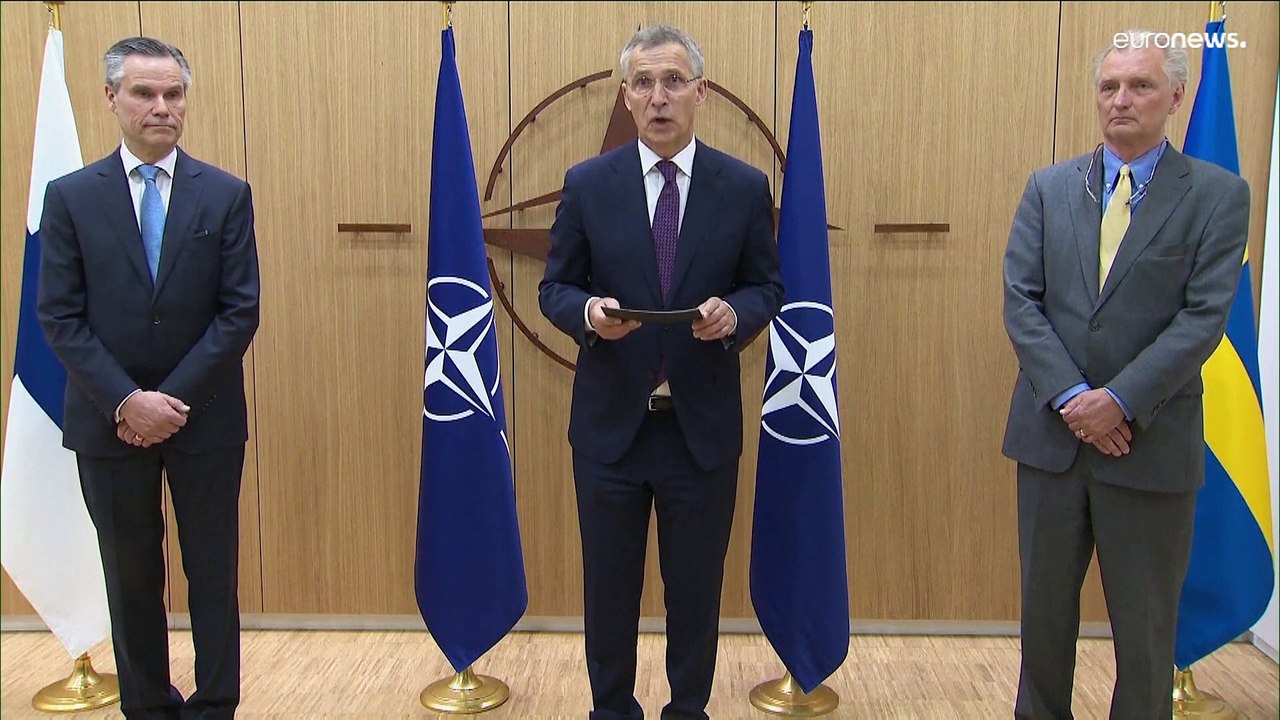 Nato-Mitgliedschaft: Finnland und Schweden reichen offiziell Antrag auf Aufnahme ein