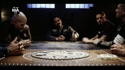 Mayans MC S04E07 Dialogue with the Mirror