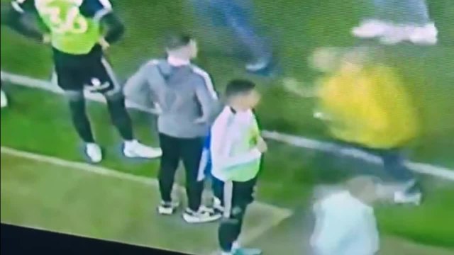 Fan 'headbutts' Sheff Utd's Billy Sharp after Nottingham Forest playoff semi-final