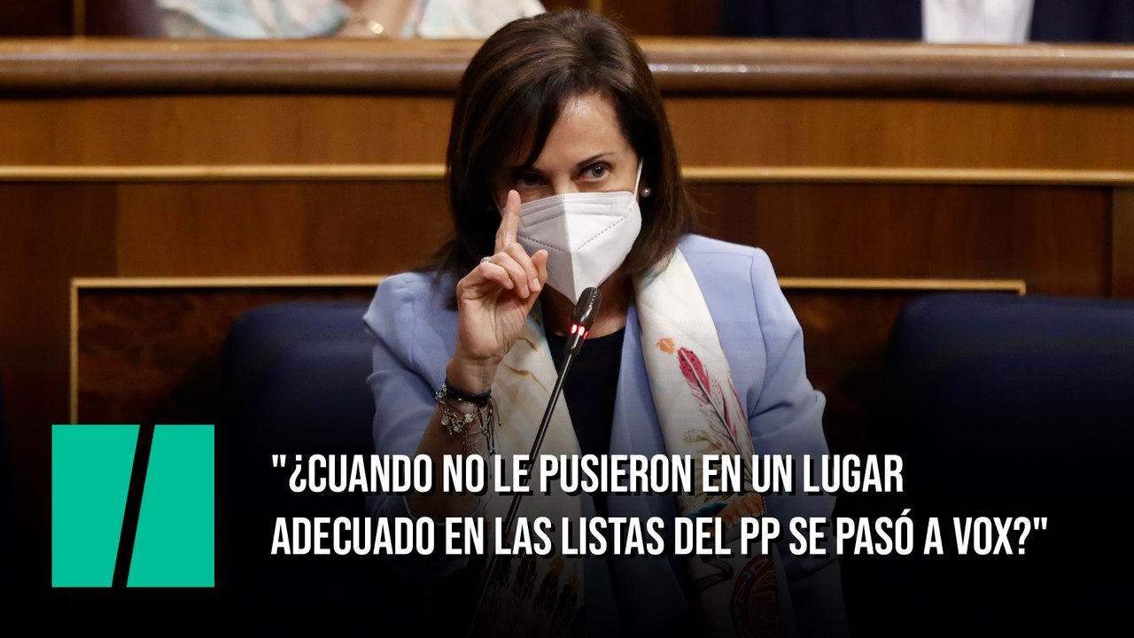 Robles, a Gil Lázaro (Vox): "¿Cuando no le pusieron en un lugar adecuado en las listas del PP se pasó a Vox?"