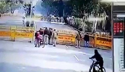 CCTV footage of moments before Delhi protester's death