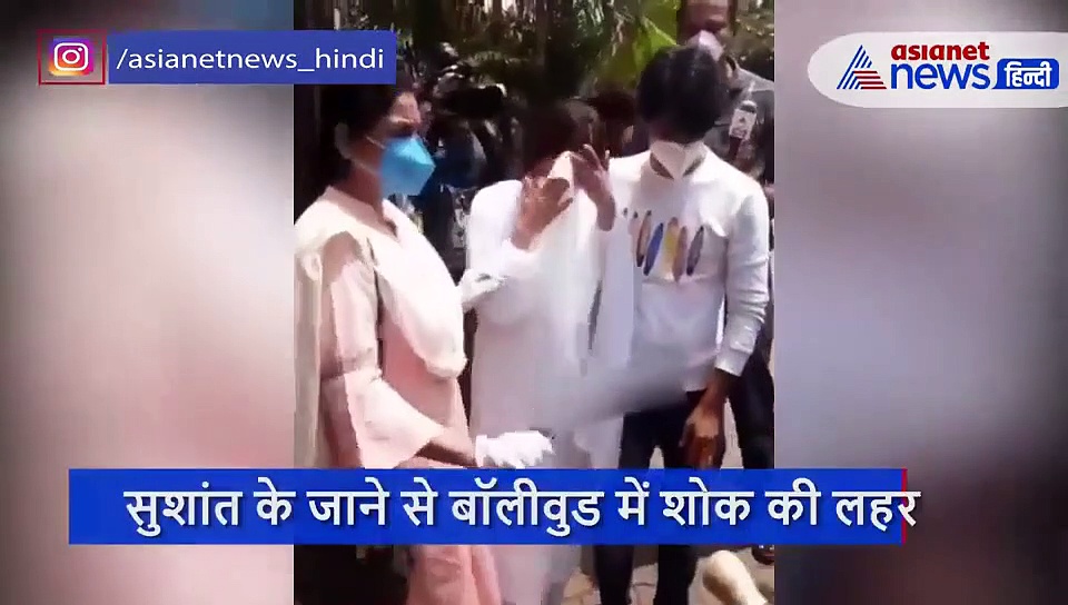 सुशांत के जाने के बाद सुधबुध गंवा चुकी हैं अंकिता लोखंडे, माथा पकड़ पागलों सी हालत में रोती हुई कैमरे में कैद