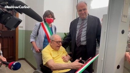 Emo Gruppioni, inaugurato l'ascensore che lo farà uscire di casa