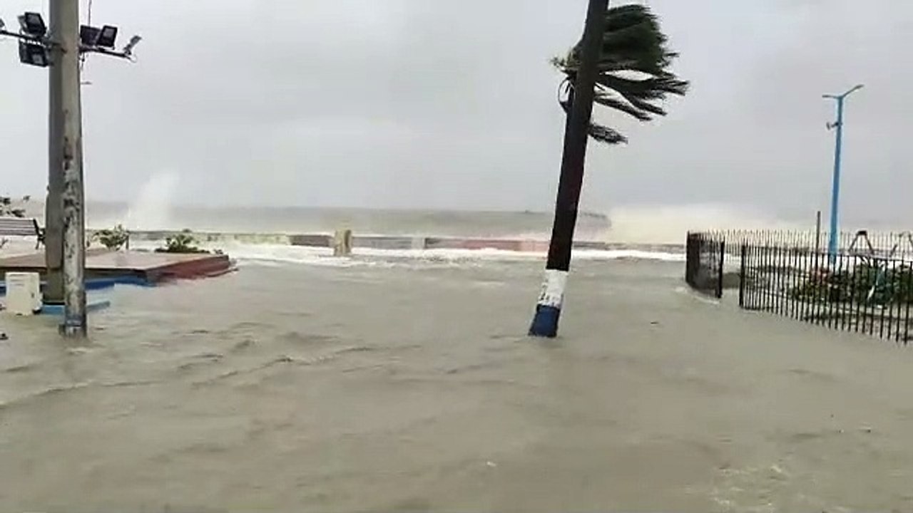 Cyclone Yaas impact on Digha coast