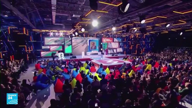 فنلندا والسويد تقدمان طلبَي انضمامهما للحلف الأطلسي